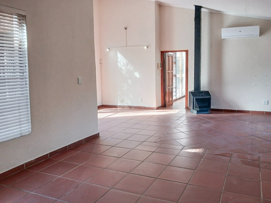 4 Bedroom Property for Sale in Schoemansville North West